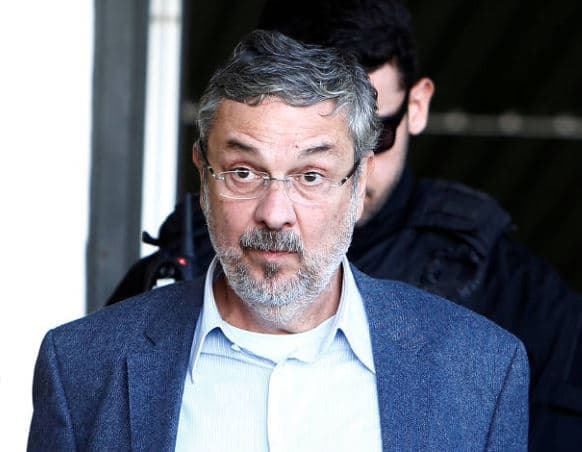 Palocci se compara a Lula e pede para STF liberar bens, mas Lewandowski nega