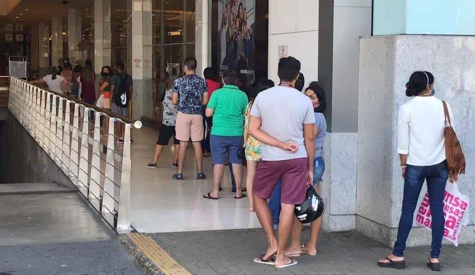 Após ameaça de multa, Prefeitura do Natal diz que vai obedecer Justiça e exigir passaporte vacinal no comércio