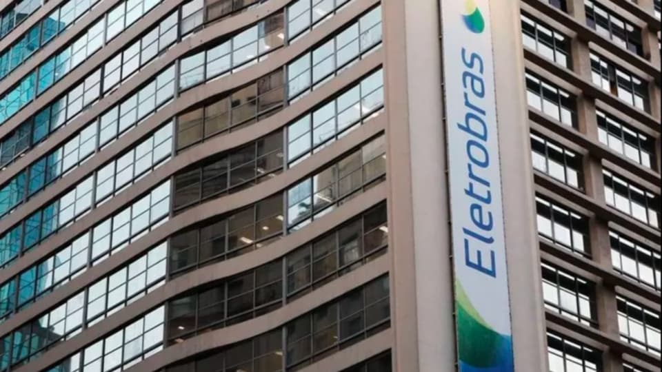 ELETROBRAS: Acionistas aprovam privatização da estatal; processo depende agora de aval do TCU