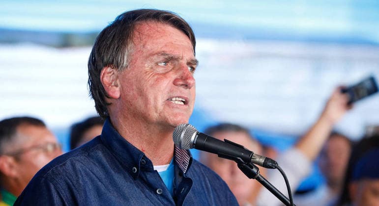 ‘Vai acontecer algo que vai nos salvar no Brasil', diz Bolsonaro