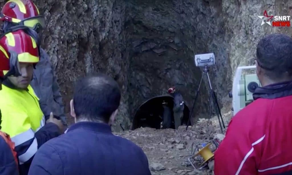 Após quatro dias, menino de 5 anos é resgatado sem vida de poço no Marrocos