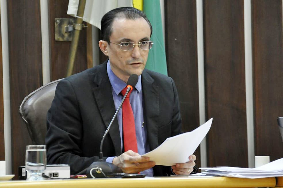 Deputado Souza anuncia que não será candidato à reeleição