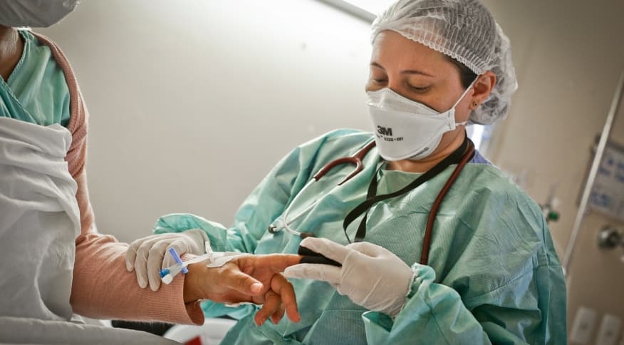 Casos de Síndrome Respiratória Aguda no Brasil se estabilizam, anuncia Fiocruz