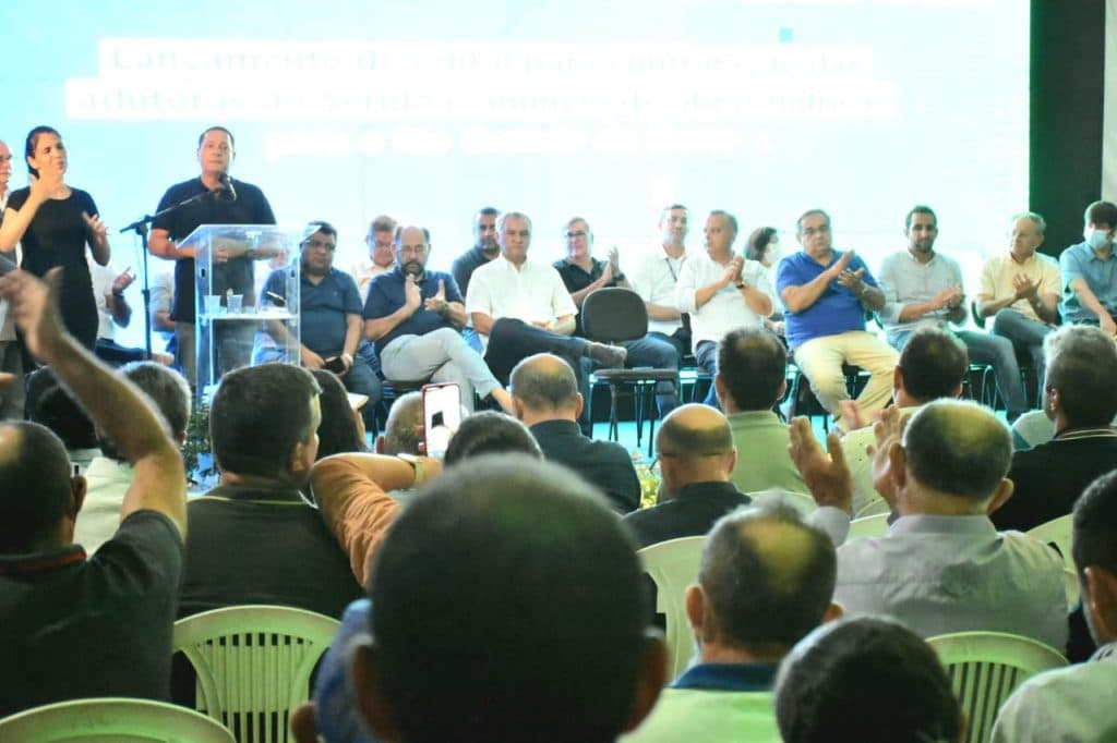 Ezequiel Ferreira ressalta importância da Adutora Seridó em lançamento de edital