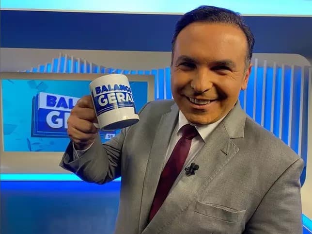 Apresentador da Record passa mal e é levado às pressas para hospital