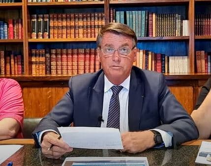 “Boto a minha cara no fogo pelo Milton”, diz Bolsonaro que parabenizou Cármem Lúcia por abertura de investigação