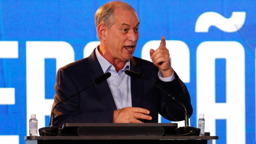 Candidato a Presidente (Ciro Gomes) de Carlos Eduardo Alves chama Lula de sub-Hitler