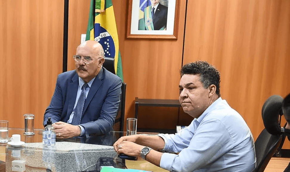 PF abre inquérito para investigar ministro da Educação e suposto favorecimento a pastores