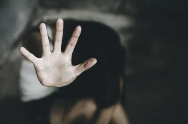 Brasil registrou uma mulher estuprada a cada 10 minutos em 2021