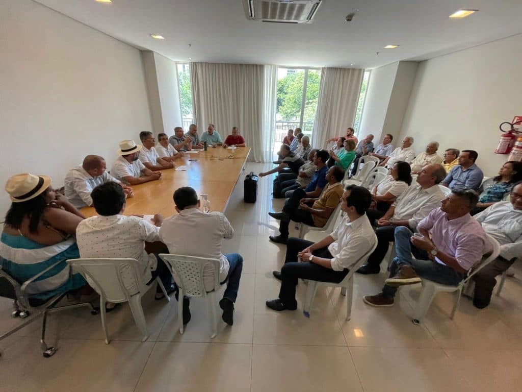 Em evento realizado pelo presidente do PSC/RN, Rogério Marinho conclama a direita para entrar no combate ao governo Fátima