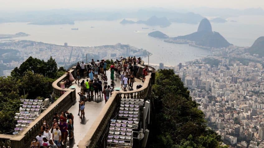 Turismo no Brasil fatura R$ 13,2 bilhões em fevereiro