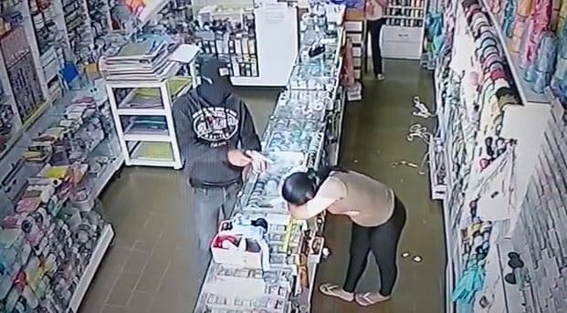 VÍDEO: Mulher é executada a tiros em loja de variedades em Parnamirim