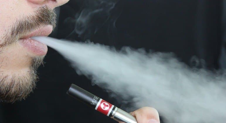 Grupo técnico da Anvisa sugere manter proibição de venda de cigarro eletrônico