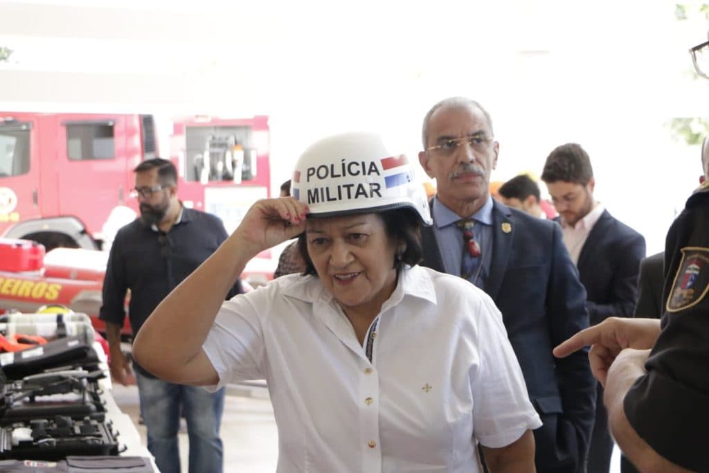 Fátima entrega 11,4 milhões de reais em investimentos na Segurança, mas "esquece" o Governo Federal em suas redes