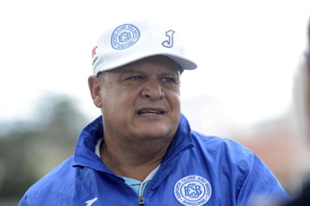 América anuncia novo treinador para temporada; conheça