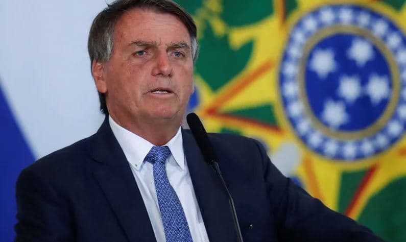 PGR defende que não há indícios para investigar Bolsonaro em caso de pastores do MEC