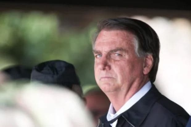 Bolsonaro afirma que concessão do instituto da graça a Daniel Silveira serviu de ‘simbolismo' para ‘garantia da liberdade'