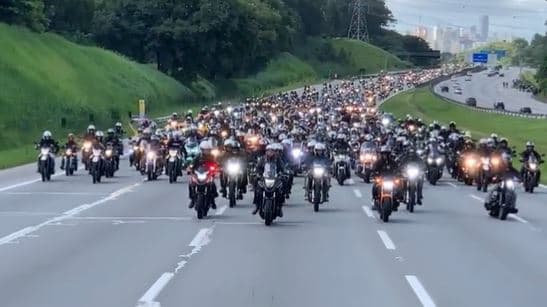 VÍDEO: Bolsonaro participa de motociata que segue de São Paulo até Campinas