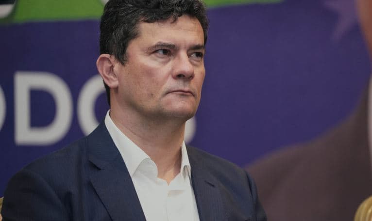 Moro quer R$ 100 mil de pessoa que questionou seu domicílio eleitoral