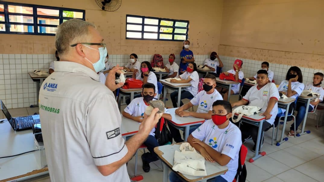 Alunos da rede municipal do Assú recebem curso sobre desenvolvimento e educação ambiental