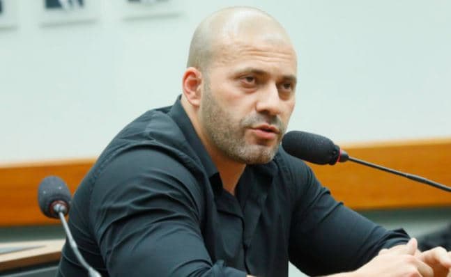 Moraes prorroga por 60 dias inquérito contra Daniel Silveira para investigar se deputado violou tornozeleira eletrônica