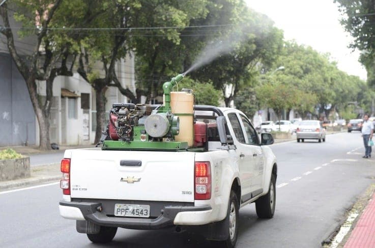 Com aumento de casos de dengue, MP pede que Estado regularize carros fumacê