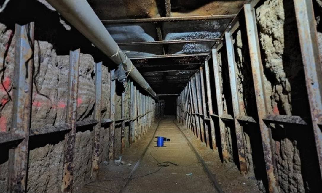 Polícia apreende 25 milhões de dólares em drogas com donos de ‘narcotúnel' na fronteira entre EUA e México