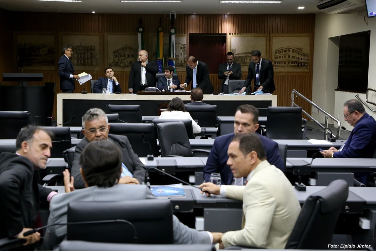 Vereadores de Natal aprovam criação da Frente Parlamentar em Defesa da Saúde Mental