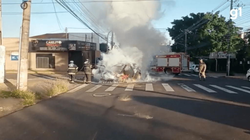 VÍDEO: Homem viaja 102 quilômetros para prestar concurso, mas carro pega fogo a menos de mil metros de local da prova