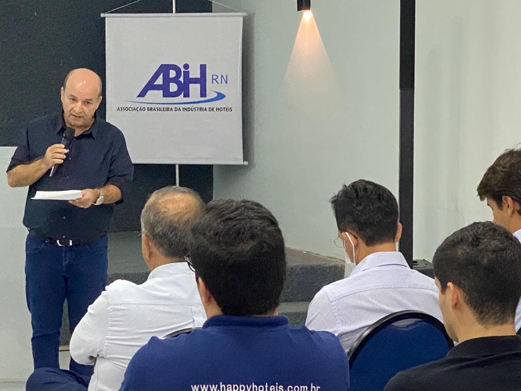 ABIH-RN inicia ciclo de conversas com pré-candidatos ao senado e governo