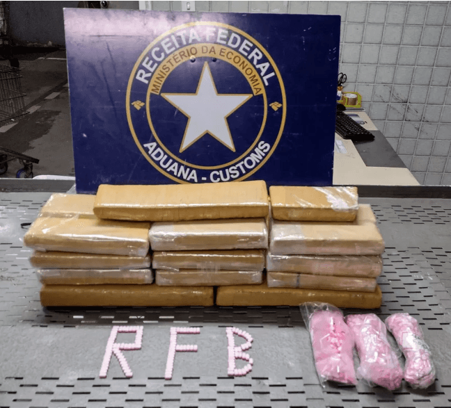 Receita Federal apreende 19 kg de skunk e 1.500 comprimidos de ecstasy nos Correios em Natal