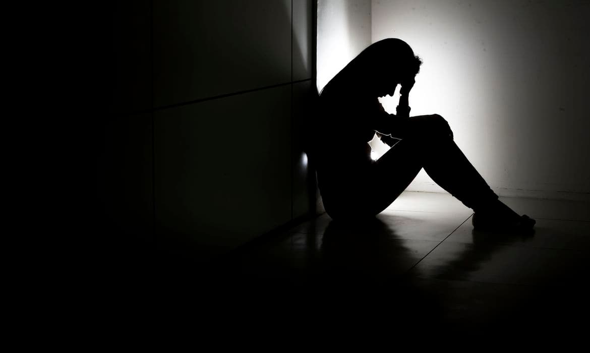 Brasileiro demora 39 meses para procurar ajuda para depressão; Espera ocorre por falta de consciência de se tratar de uma doença