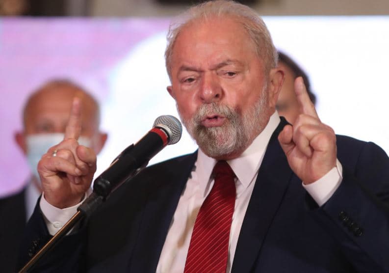 EDITORIAL ESTADÃO: Lula quer imprensa encabrestada. Petista defende que veículos de comunicação não sejam livres para publicar o que bem entendem
