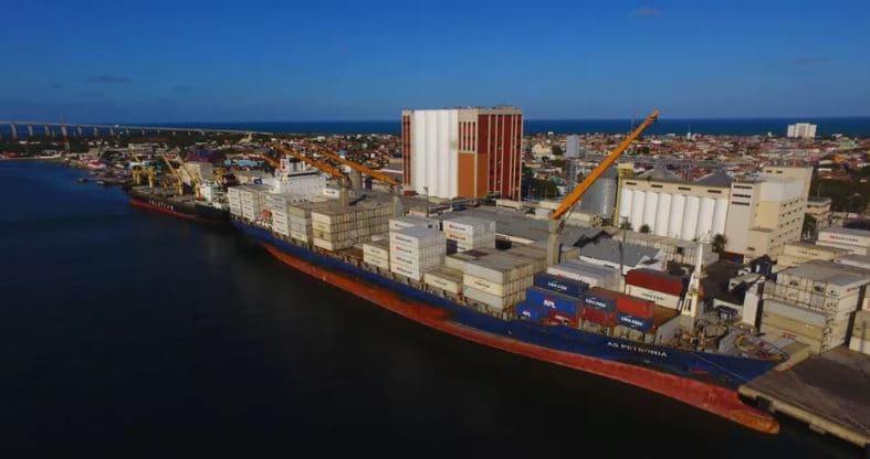 CAOS: Porto de Natal fica sem navios em 12 de 23 semanas deste ano: trabalhadores ficam sem renda e silêncio das autoridades preocupa