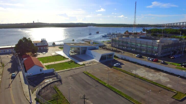 SÓ AGORA? Governo suspende execução de parceria com a Casa da Ribeira para o Museu da Rampa
