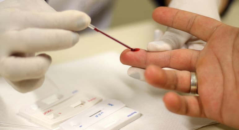 Proporção de pessoas infectadas com o HIV no Brasil dobra em 20 anos, aponta relatório da ONU