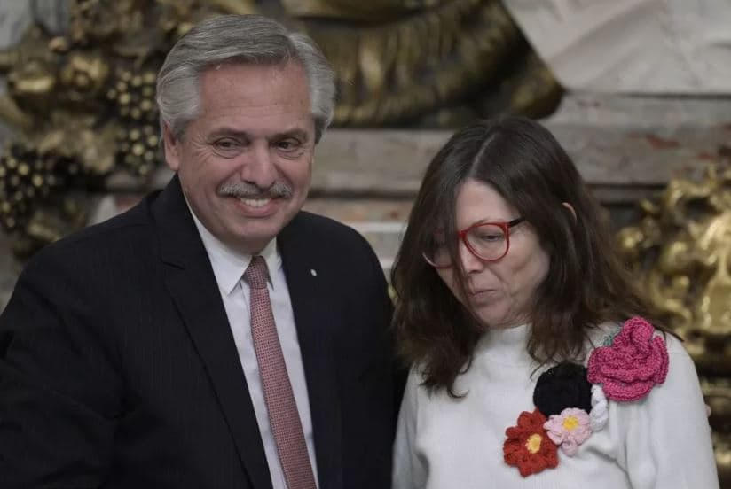 Após três semanas no cargo, ministra da Economia da Argentina oferece renúncia ao presidente Alberto Fernandez que decide criar ‘superministério'