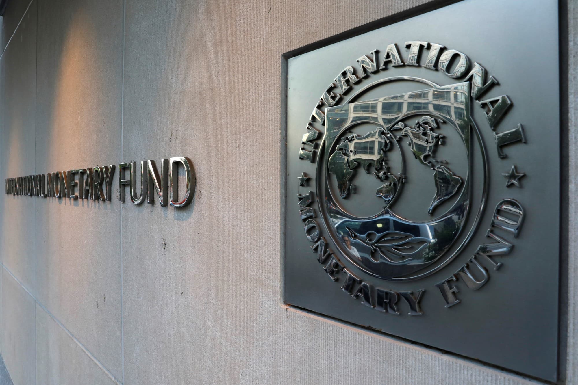FMI revê estimativa de crescimento e eleva projeção do PIB brasileiro para 2022