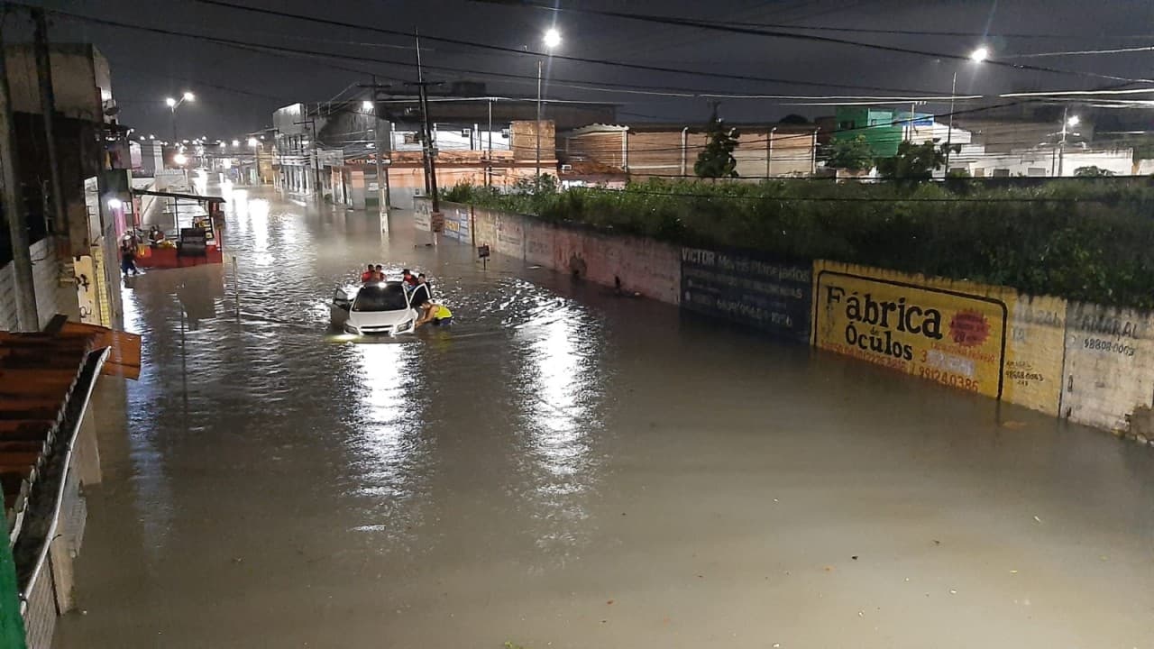 Inmet emite novo alerta de chuvas para 61 cidades do RN