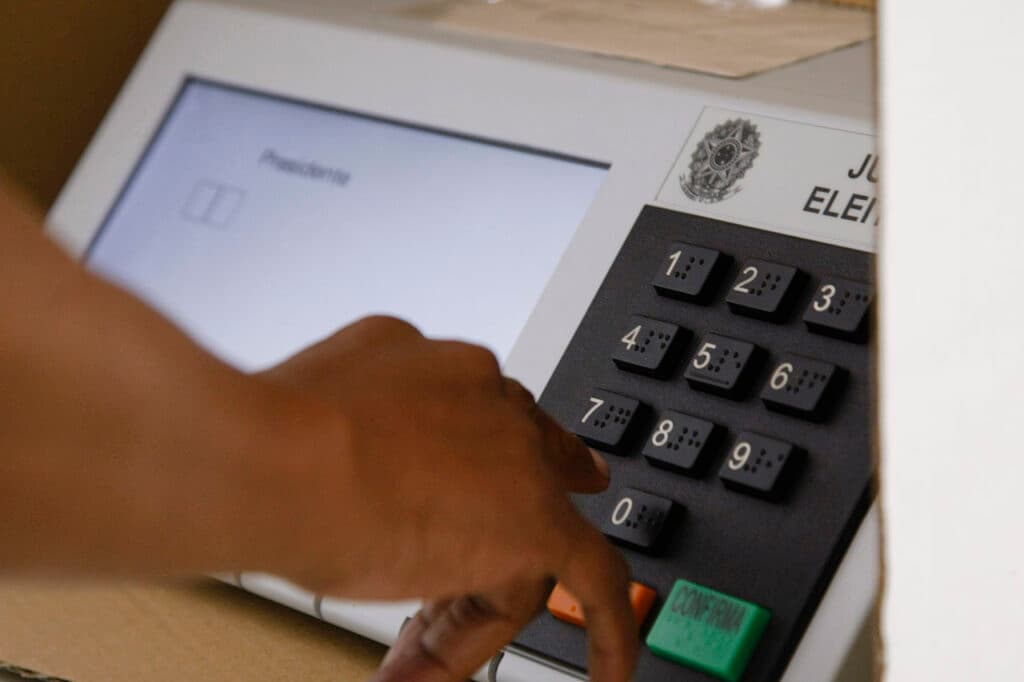 TRE cria núcleo para combater desinformações contra o processo eleitoral; 1838 denúncias já foram recebidas no Brasil
