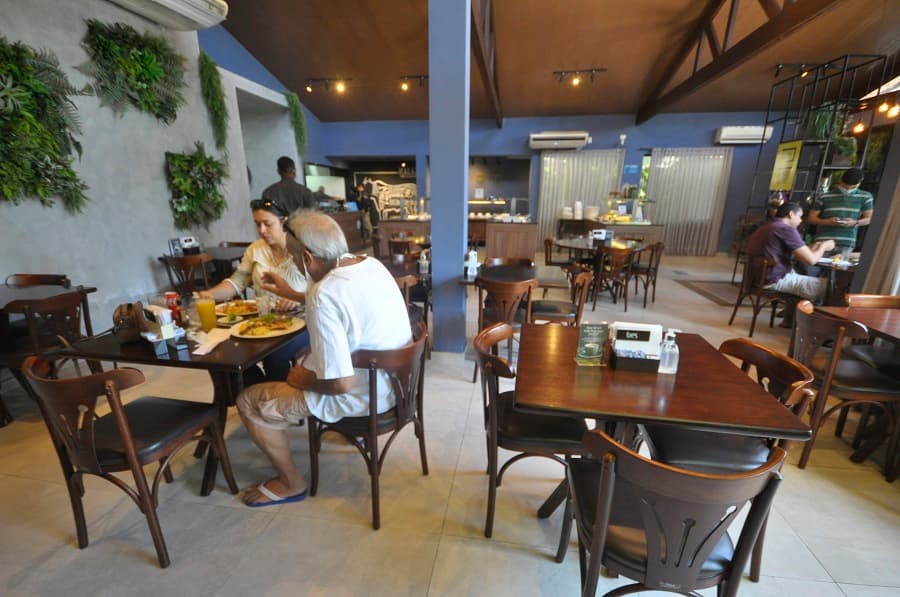 No RN, 41% dos restaurantes e bares fecham junho no vermelho