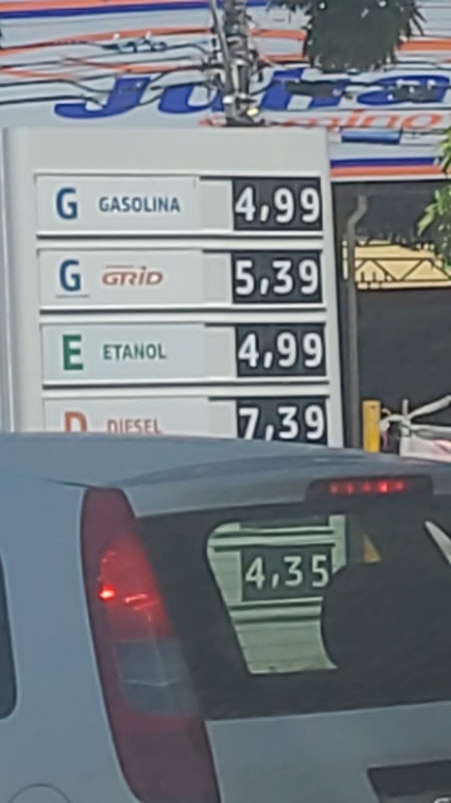 FOTO: Gasolina já é vendida abaixo de R$ 5 em Natal