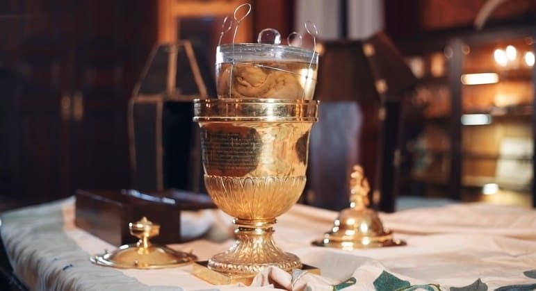 Coração de Dom Pedro I chega ao Brasil nesta segunda-feira (22), para comemorações dos 200 anos da Independência