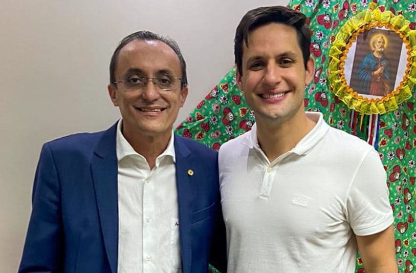 DETALHES: Veja como funcionava o esquema de furar fila da saúde do suplente de Rafael Motta