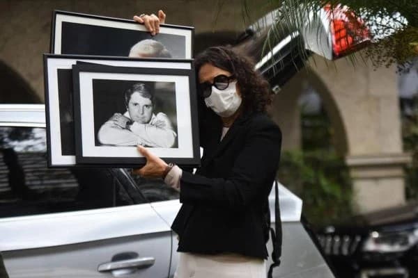 Corpo de Jô Soares é velado com presença de amigos e familiares