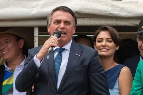 Vitória de Bolsonaro no primeiro turno não pode ser descartada