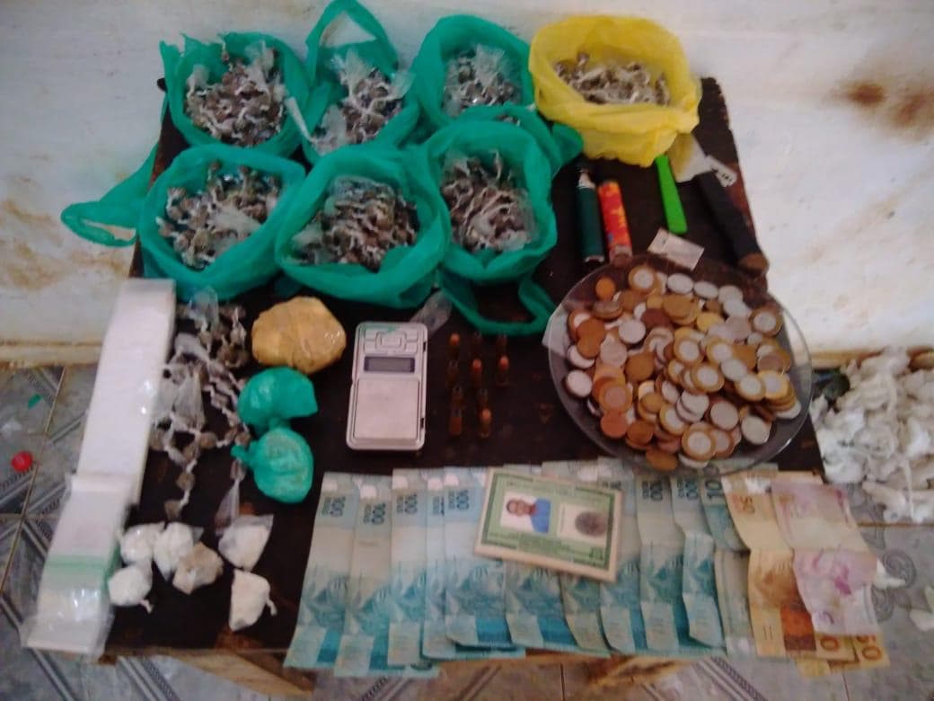 Adolescente é apreendido com quase 900 porções de maconha, cocaína e crack no interior do RN