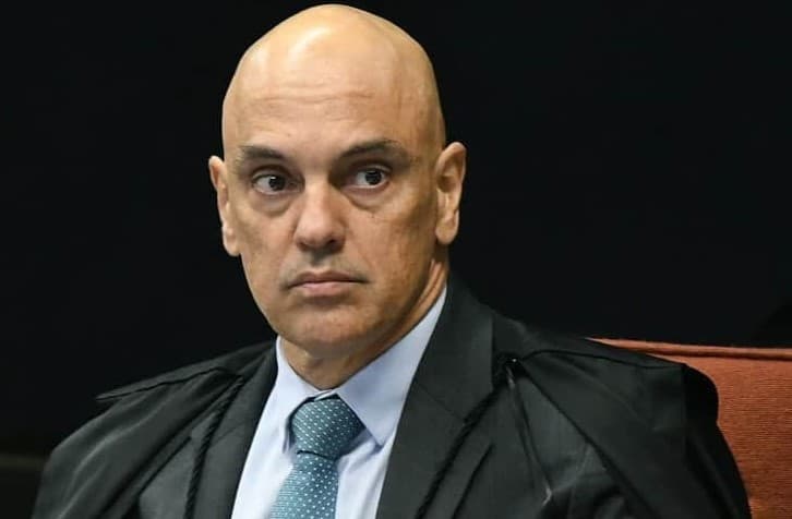 Delegados da PF pedem que Moraes seja investigado por “abuso de autoridade”