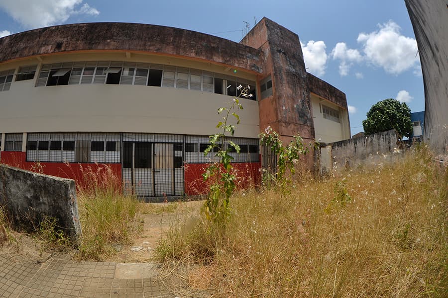 Delegacias apresentam estrutura precária para atendimento em Natal