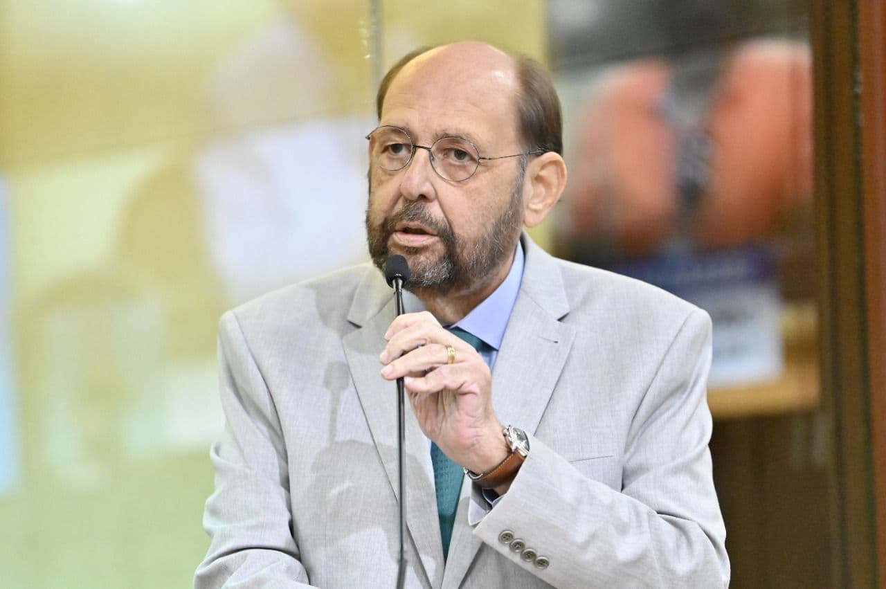 Gustavo Carvalho defende que mulheres tenham direito a acompanhante em consultas médicas